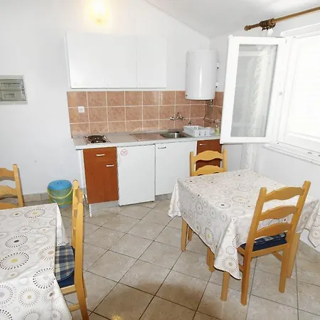Pensiune Triple Barbat 4862a 3*